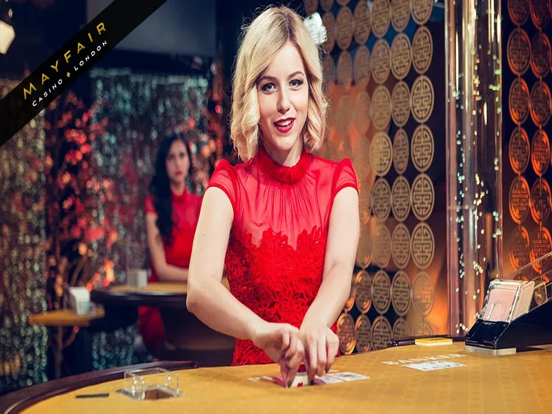 Baccarat Squeeze - Baccarat Kết Hợp Hoàn Hảo May Mắn Kỹ Năng